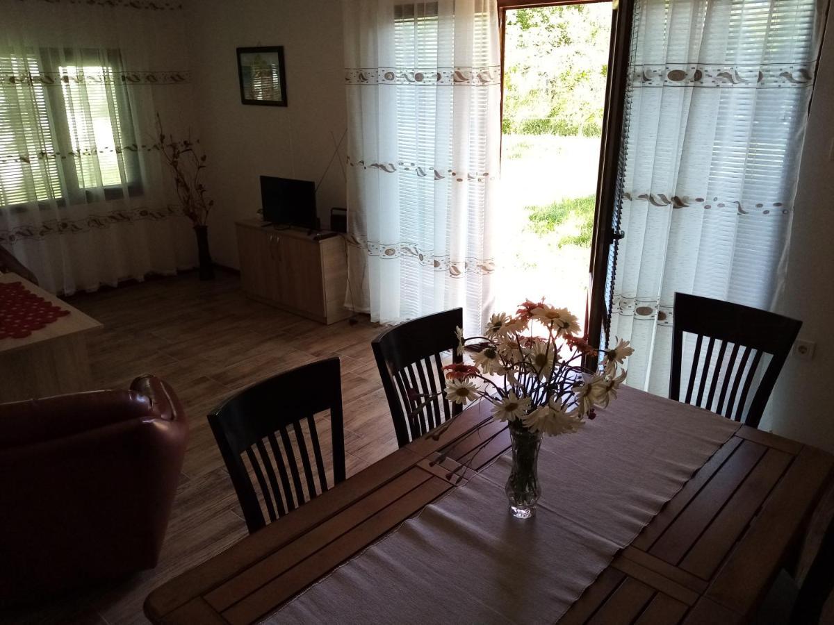 Varna Holidey Villa Esterno foto